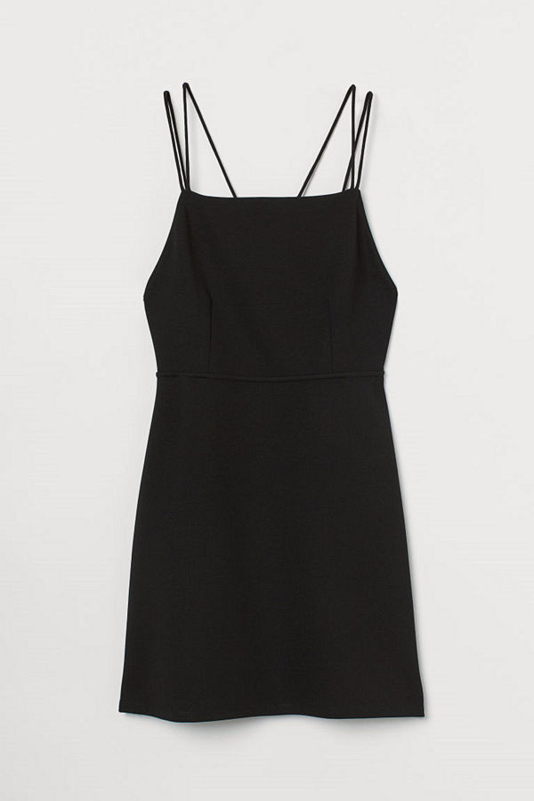 H&M Figurnära klänning svart