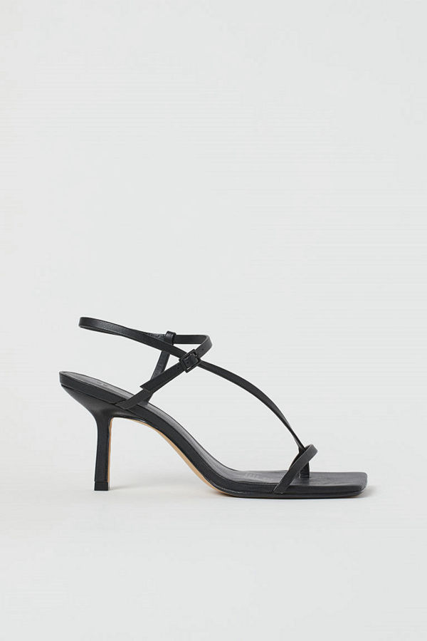 H&M Sandaletter med kantig tå svart