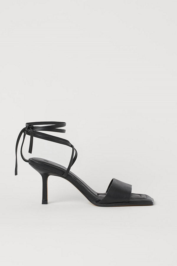 H&M Sandaletter med snörning svart