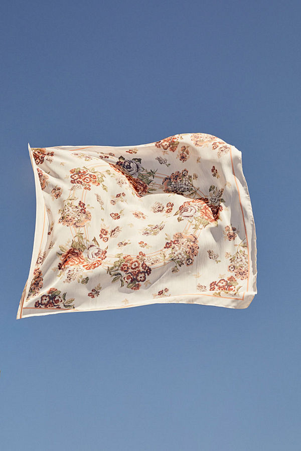 H&M Mönstrad scarf vit