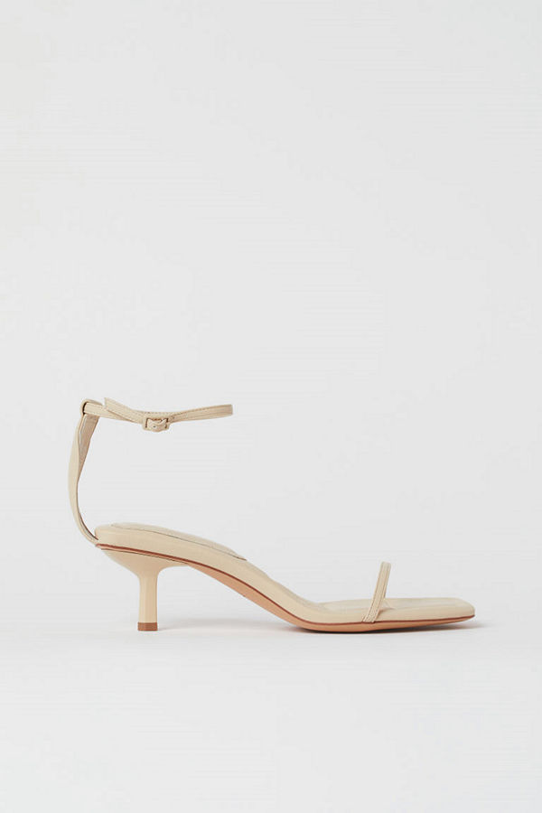H&M Sandaletter med kantig tå beige