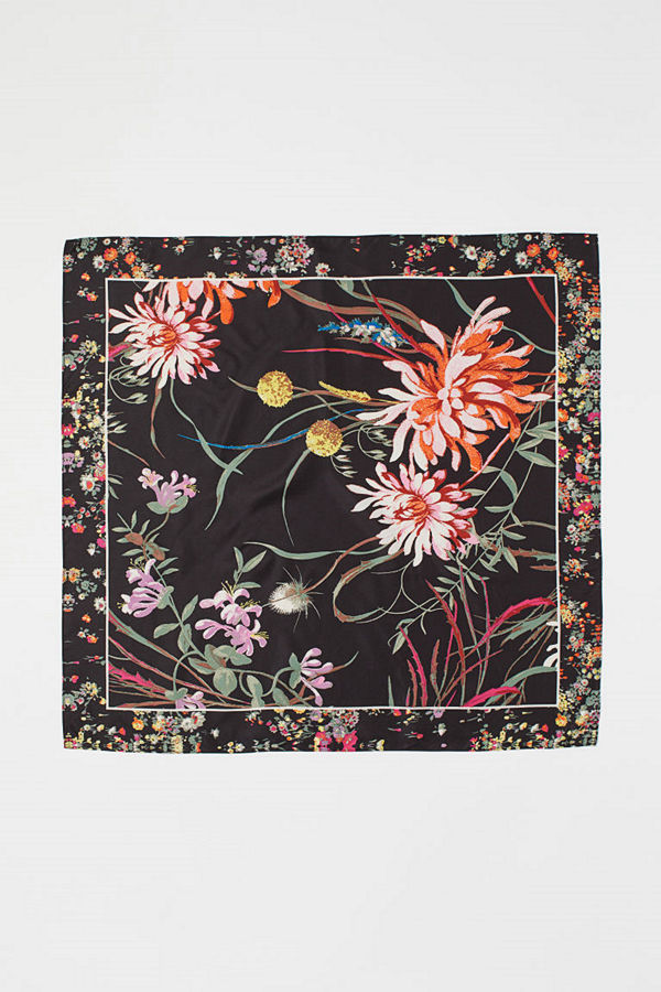 H&M Mönstrad satinscarf rosa