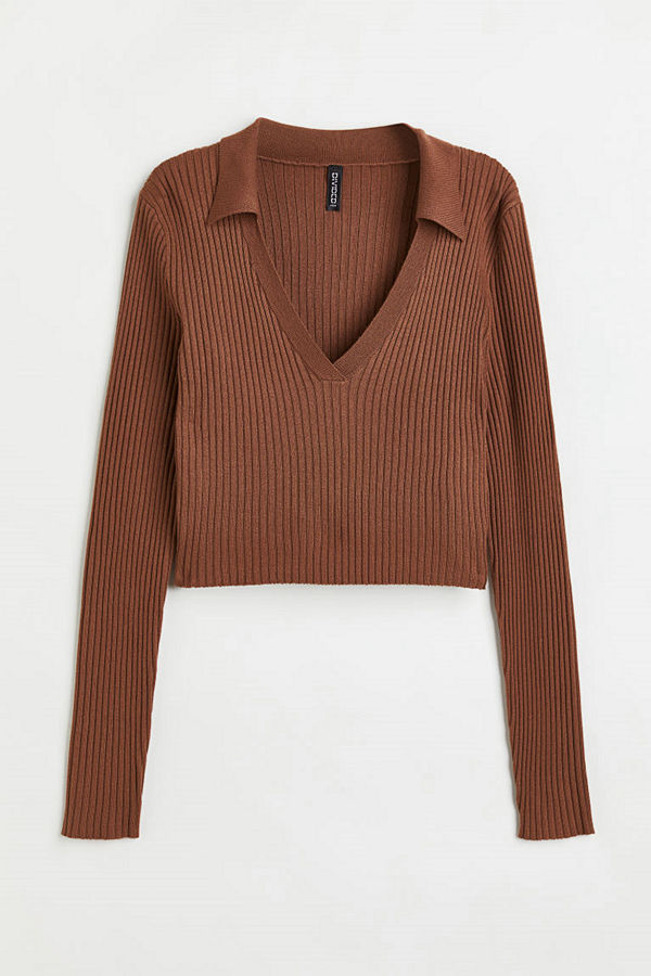 H&M Ribbstickad tröja med krage beige