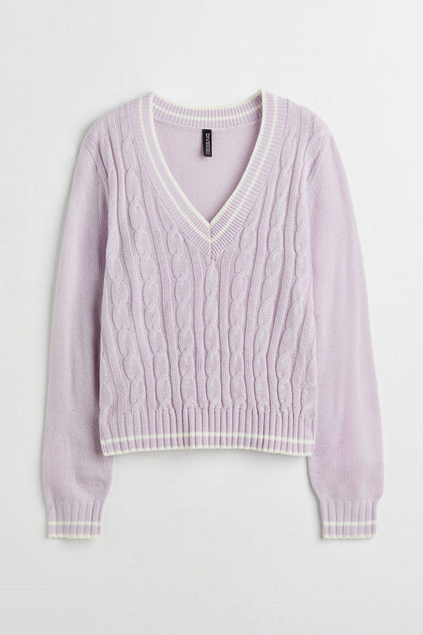 H&M Kabelstickad tröja med V-ringning lila