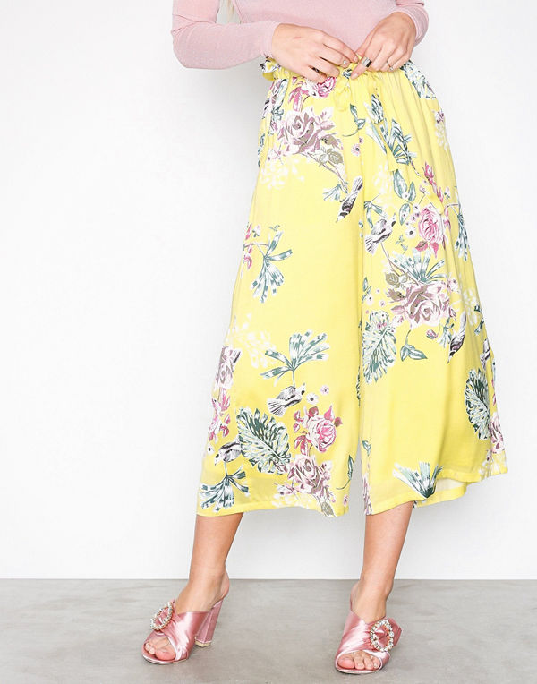 Vila gula byxor med tryck Vitetri Cropped Pant Ljus Gul
