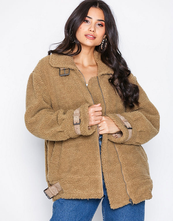 NLY Trend beige bomberjacka Buckle Teddy Jacket Brun