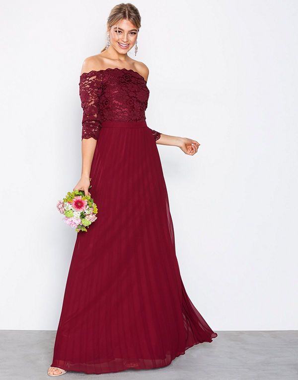 NLY Eve Off Shoulder Lace Gown Burgundy