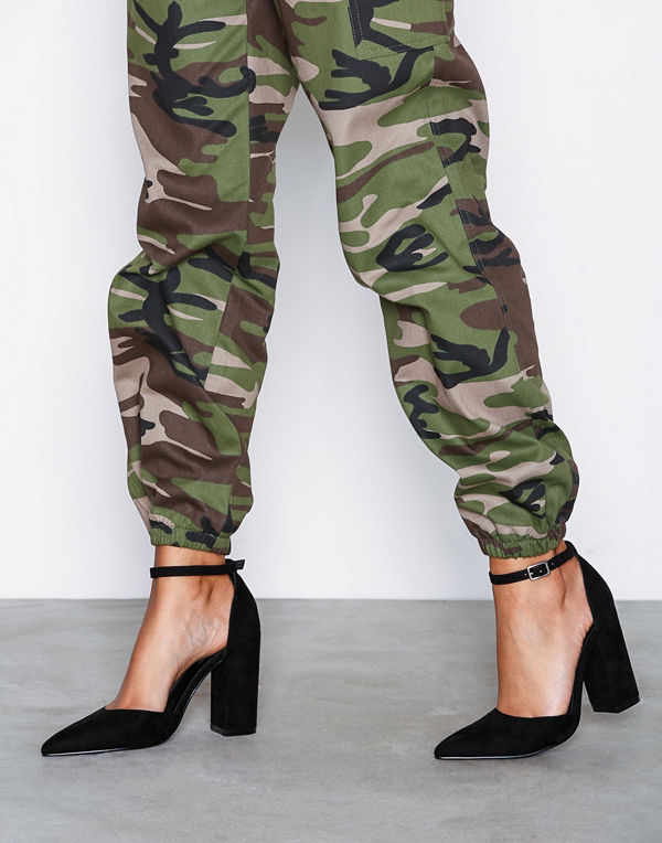 NLY Shoes Sharp Block Sandal