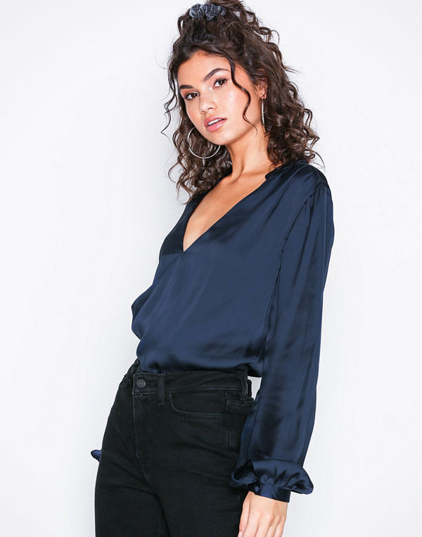 NLY Trend Wrap Balloon Blouse