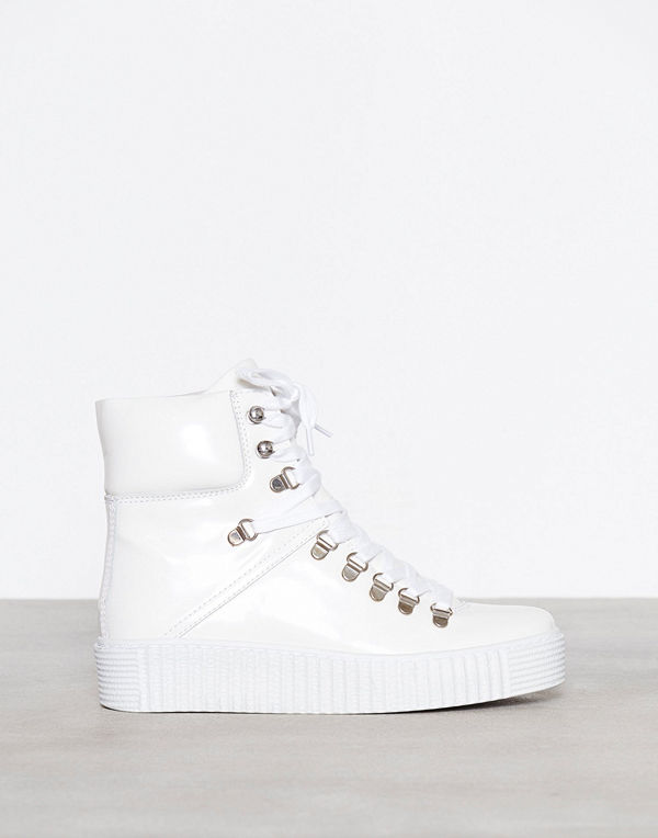 Shoe The Bear Agda P