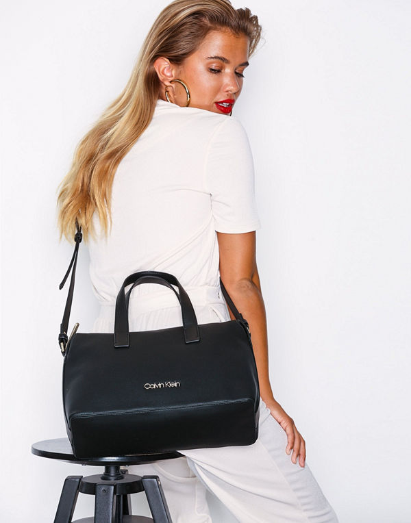Calvin Klein Drive Duffle Svart