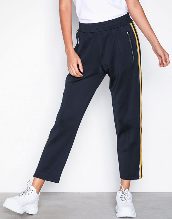 NORR svarta byxor Ebba sweat pants