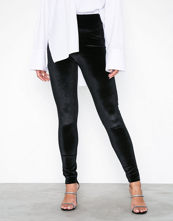 NLY Trend Velvet Leggings Svart