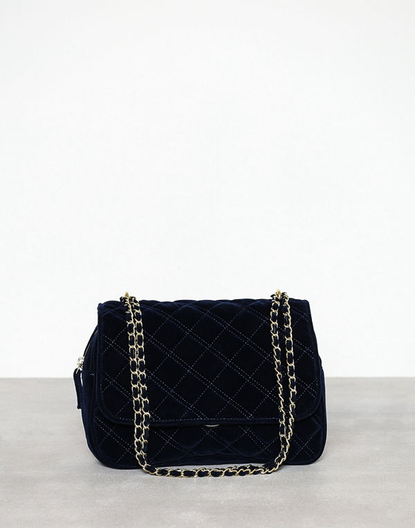 Pieces svart axelväska Pckoribella Cross Body