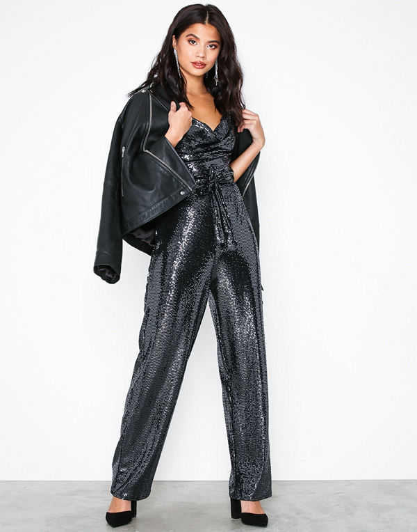 Sisters Point Elisa Jumpsuit