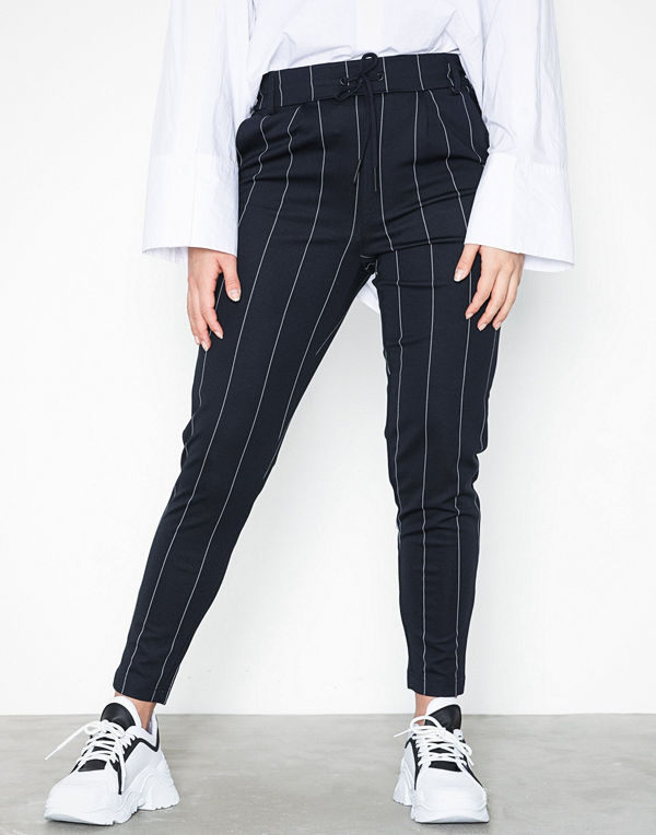Only svarta randiga byxor onlPOPTRASH Tempo Stripe Pant Pnt N