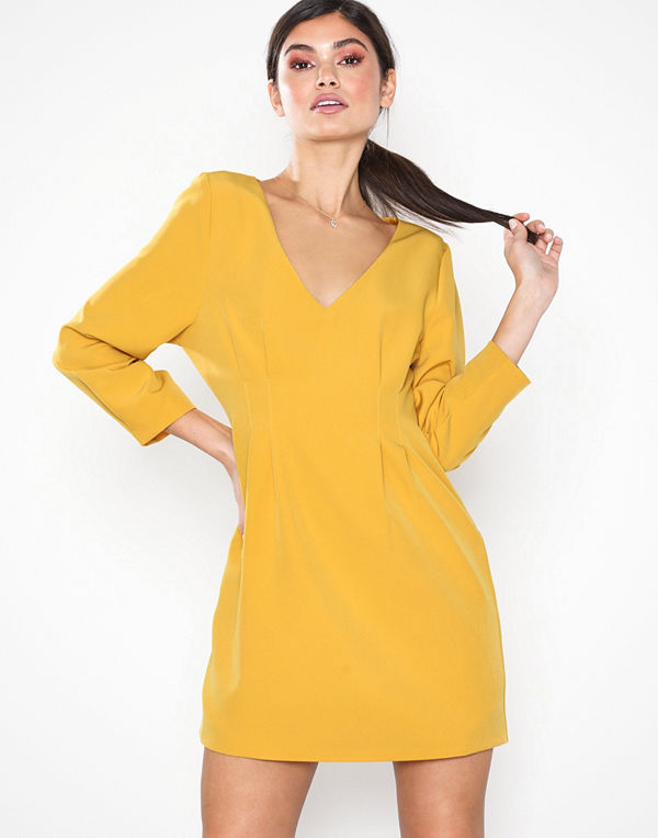 NLY Eve Pintuck Waist Dress