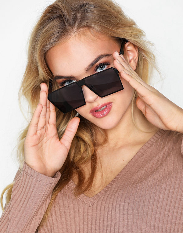 NLY Accessories Sharp Frame Sunglasses