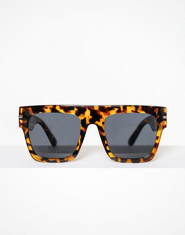 River Island Torte Smoke Lense Visor Sunglasses