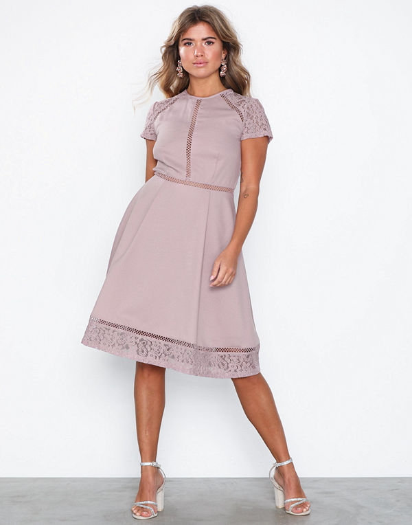 NLY Eve Trim Short Sleeve Dress