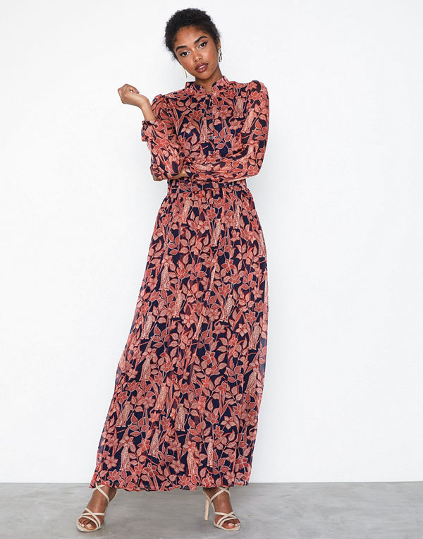 Glamorous Long Sleeve Dress