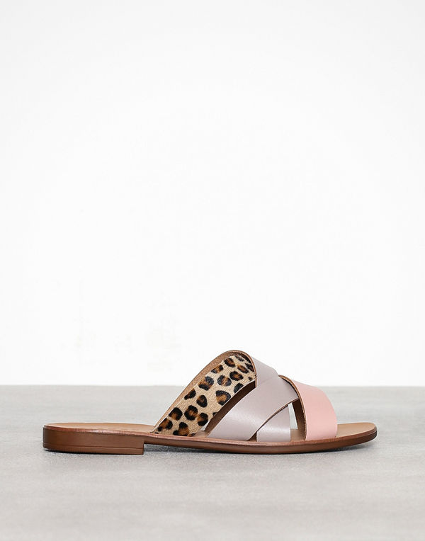 Pieces Pscari Leather Sandal