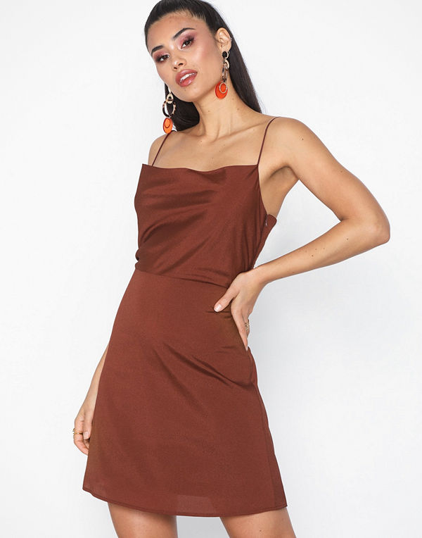 NLY Trend Cami Dress Brown