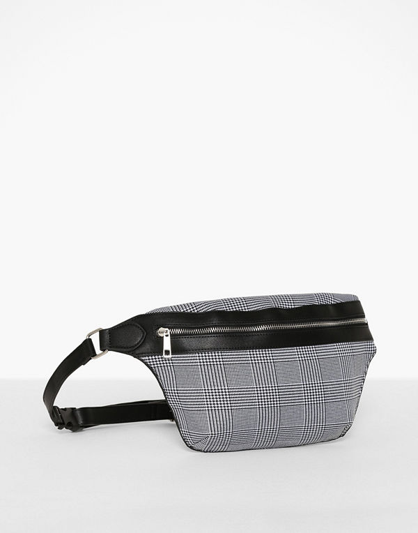 Pieces ljusgrå rutig axelväska Pcabby Bum Bag