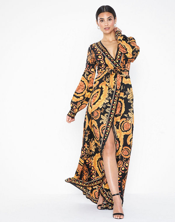 NLY Eve Medallion Gown