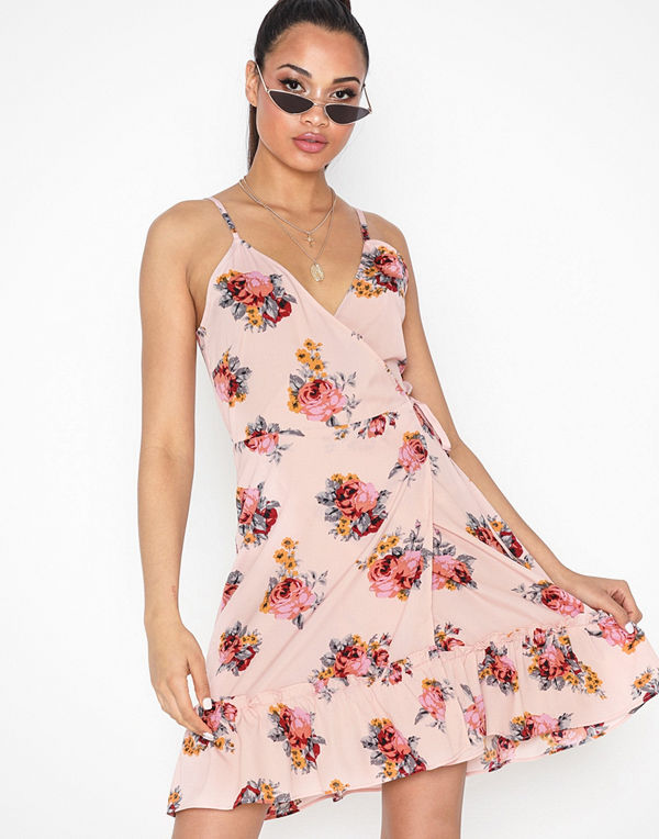 NLY Trend Strappy Wrap Dress