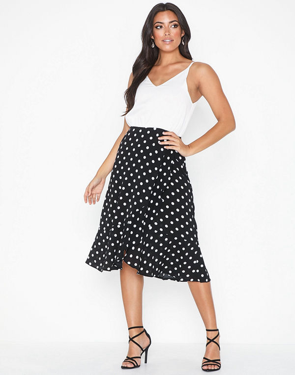 Ax Paris V Neck Sleeveless Dress