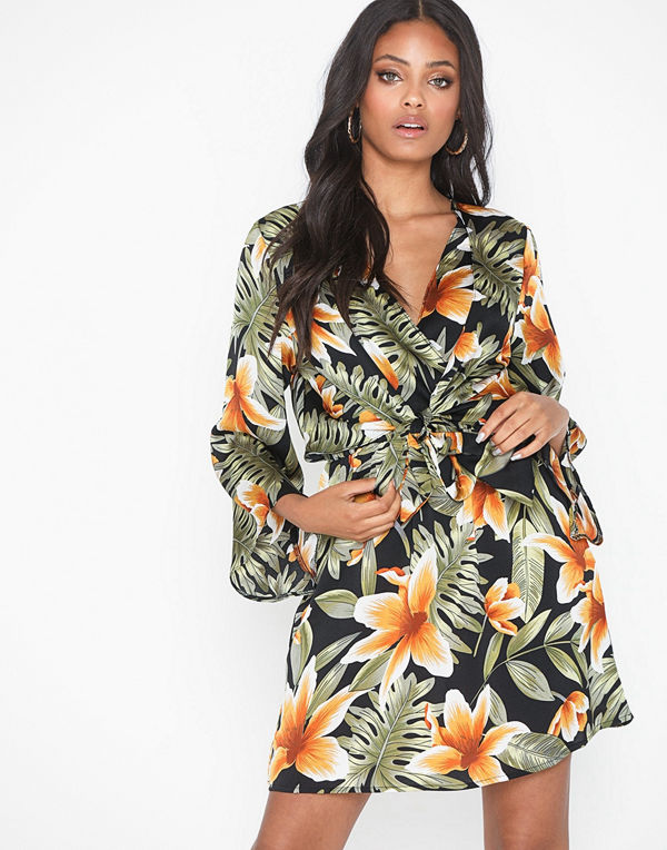 Ax Paris Long Sleeve Frill Dress