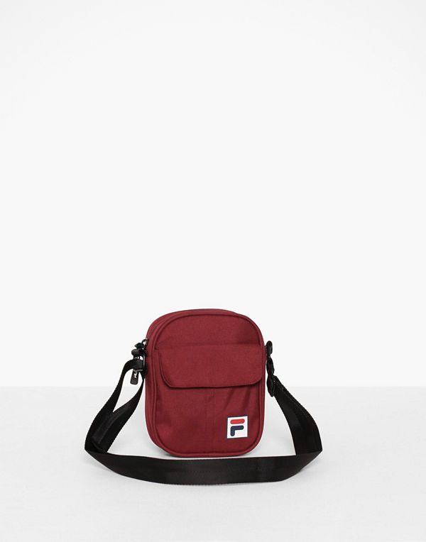 Fila vinröd axelväska MILAN Pusher Bag