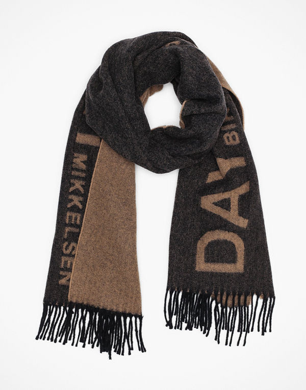 Day Et Day Slender Logo