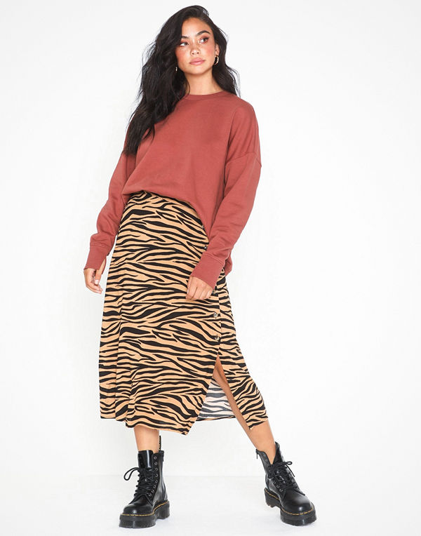 NLY Trend Eclectic Midi Skirt