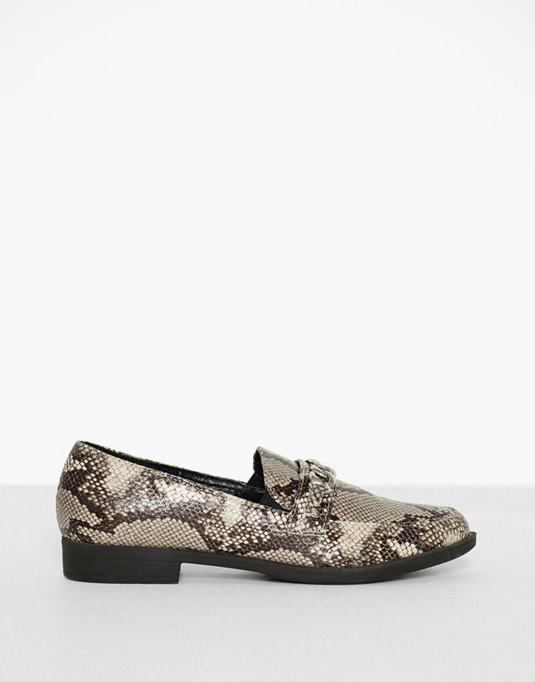 Duffy Chain Loafer