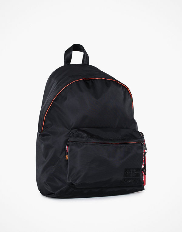 Eastpak svart ryggsäck Padded Pak'R