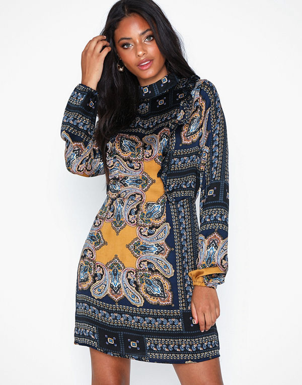 Ax Paris Embellished Long Sleeve Dress