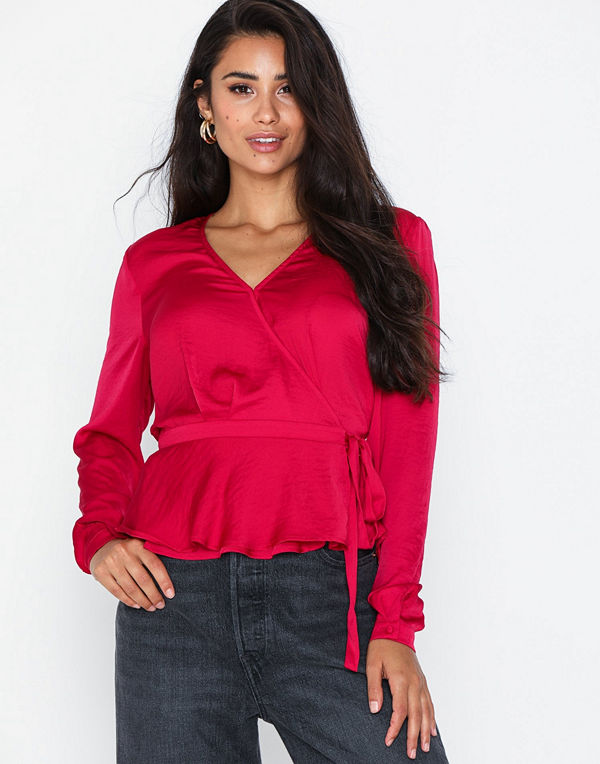 NLY Trend Lovely Wrap Blouse
