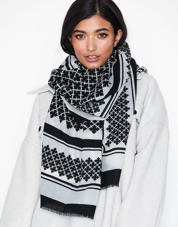 By Malene Birger Julee