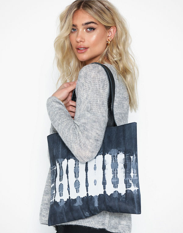 NuNoo Small Tote w. Batik