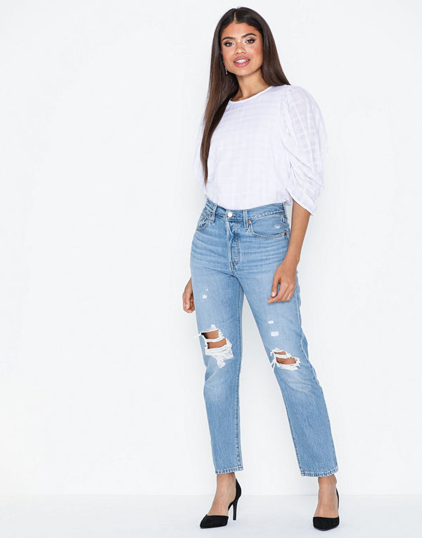 Levi's 501 Crop Montgomery Patched