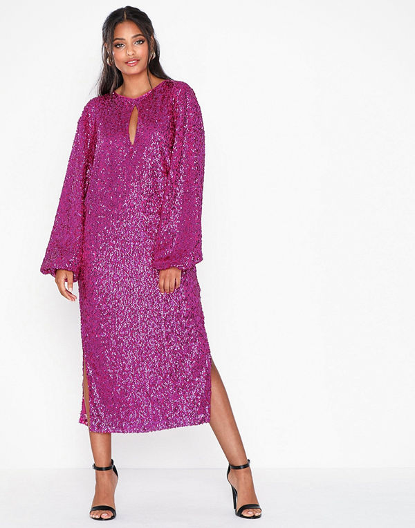 NLY Eve Bold Sleeve Sequin Dress