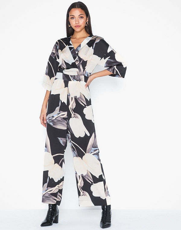 Object Collectors Item Objpania 3/4 Jumpsuit PB7