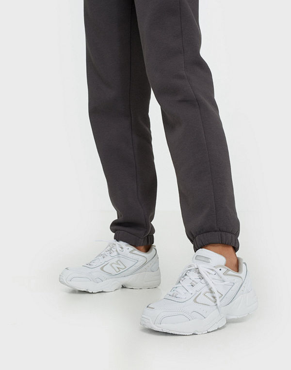 New Balance WX452SG Standard Width