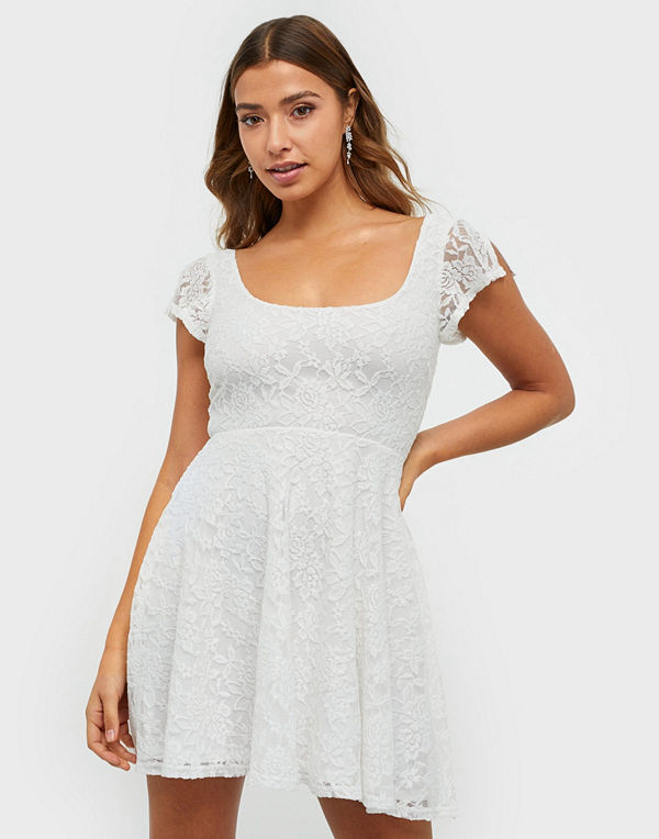NLY One Your Pretty Lace Dress