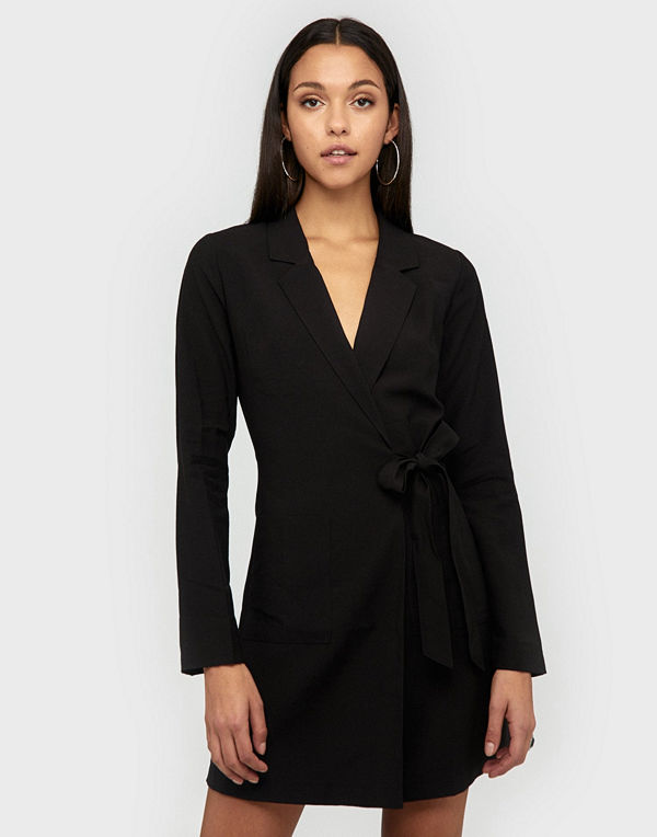 NLY Trend Wrap Suit Dress Svart Festklänningar online Köp NLY Trend Love Dress Svart | Klänningar