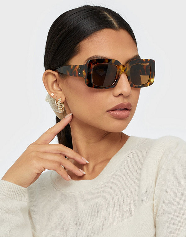 NLY Accessories Big Square Frames