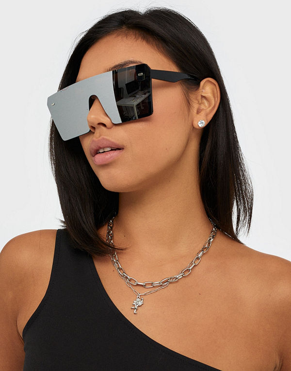 NLY Accessories Escape Of Reality Sunglasses