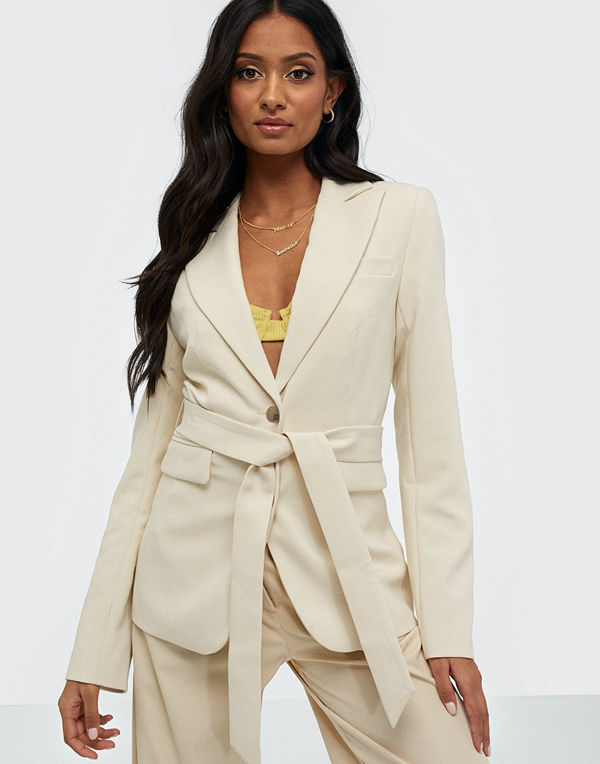 Ivyrevel Slim Belted Blazer